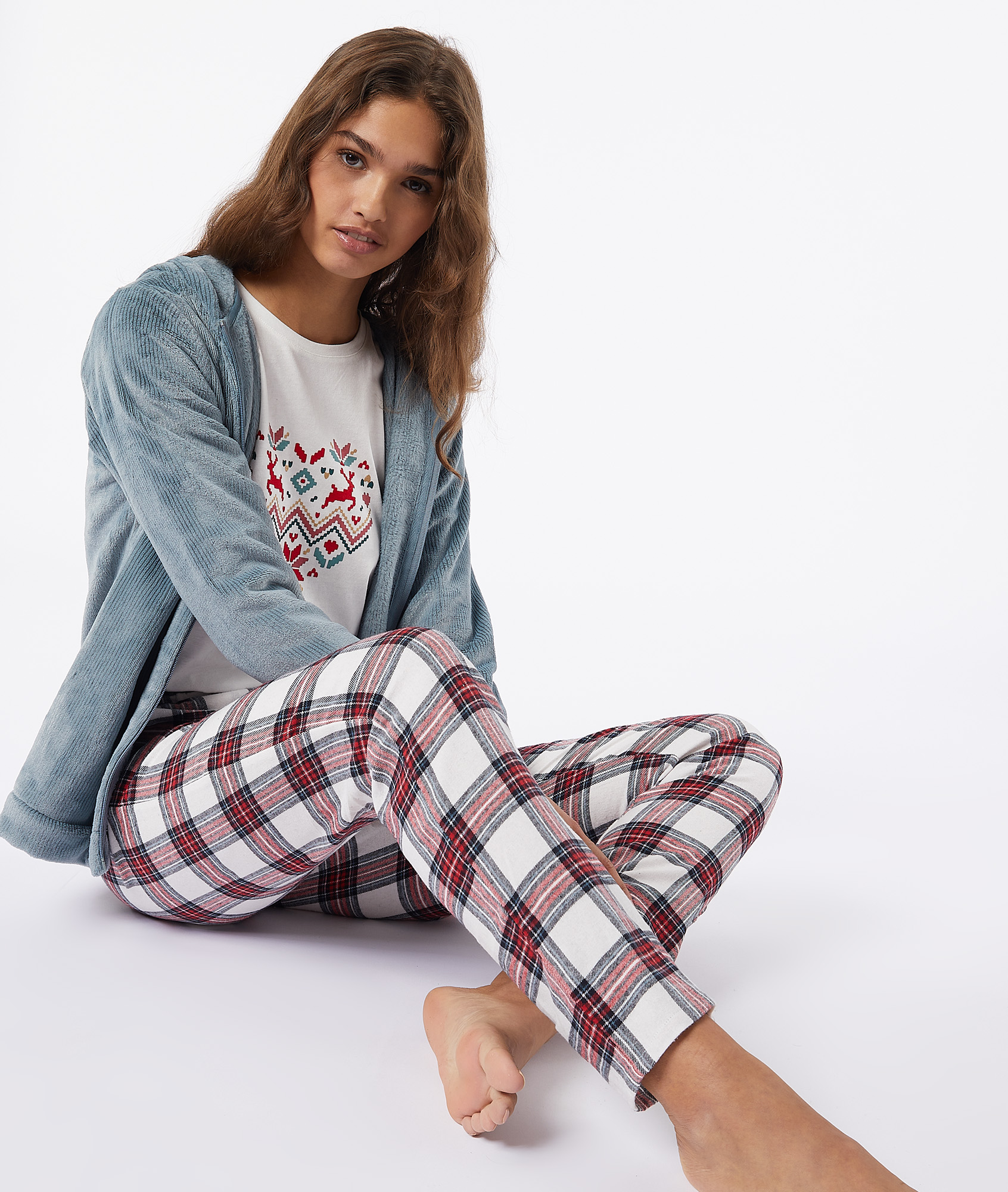 Pijama 3 piezas chaqueta polar y estampado cuadros